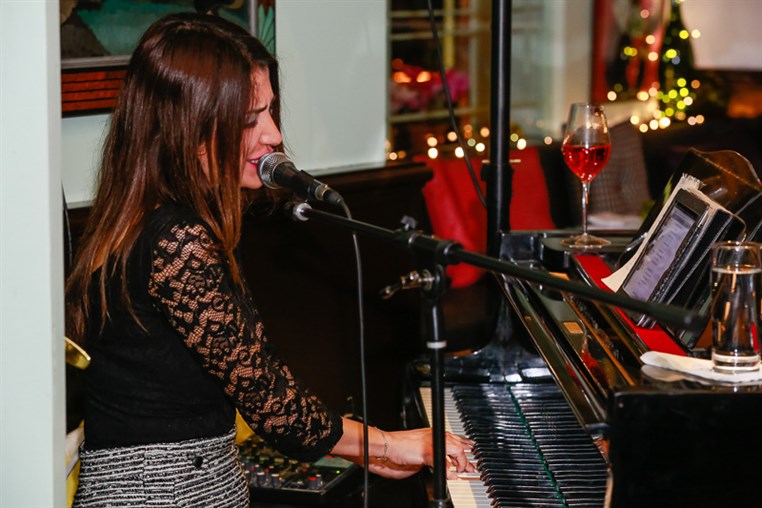eCafe Sursock on Thursday Night